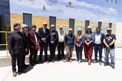 Diversas autoridades fueron parte de esta inauguración, entre ellas la vicerrectora de Extensión y Comunicaciones, Pilar Barba.